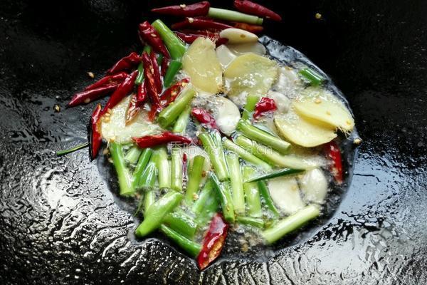 鸡丁炒毛豆的做法图解3