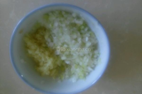 猪肉茴香馅饺子的做法图解3