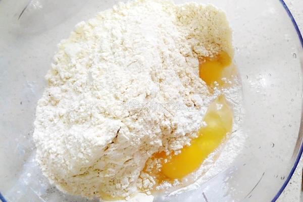 玉米发面煎饼(摊黄儿)的做法图解2