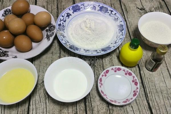 戚风蛋糕方模的做法图解1