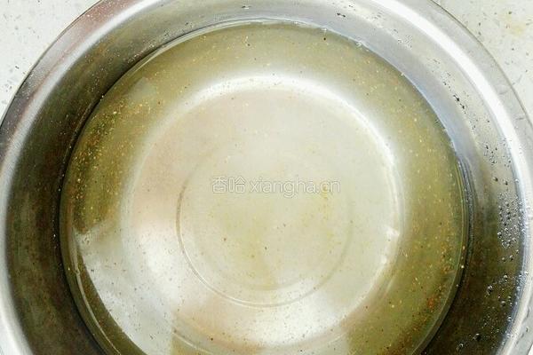 煎饼卷菜的做法图解1