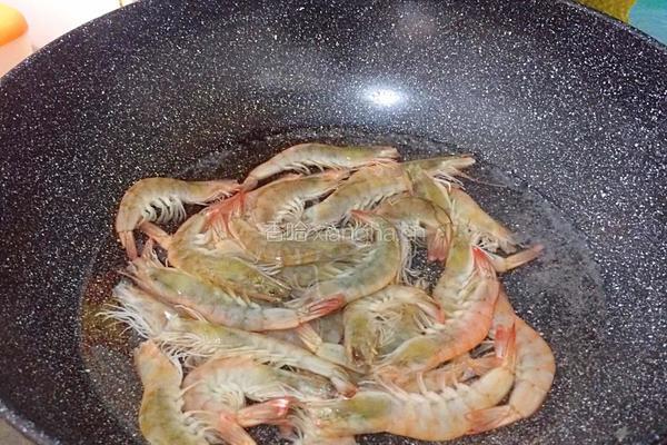 豆酱炒虾的做法图解3