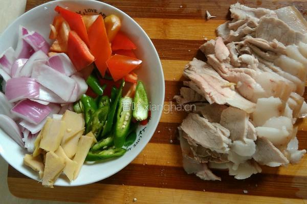 回锅肉的做法图解3