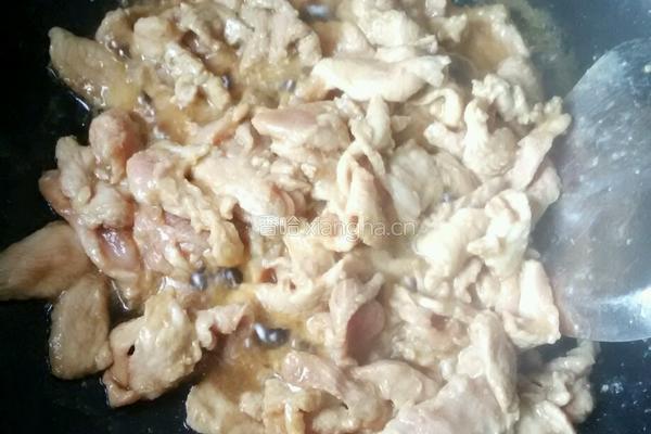 木耳肉片的做法图解2