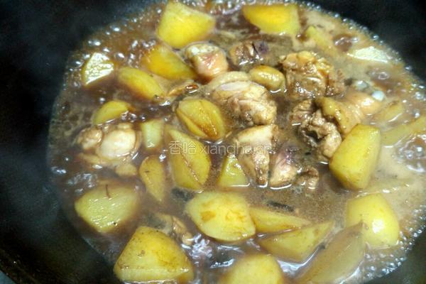 土豆炖鸡腿的做法图解6