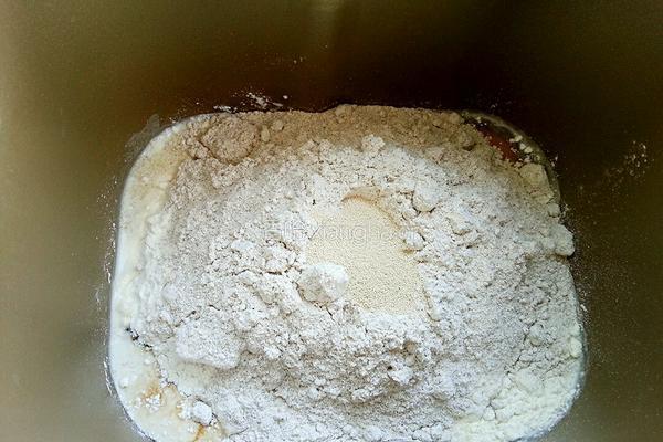 红糖黑麦花朵面包的做法图解2