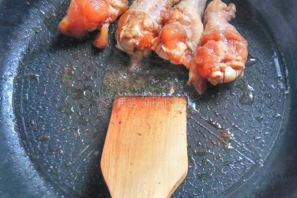 香煎鸡翅 根的做法图解3