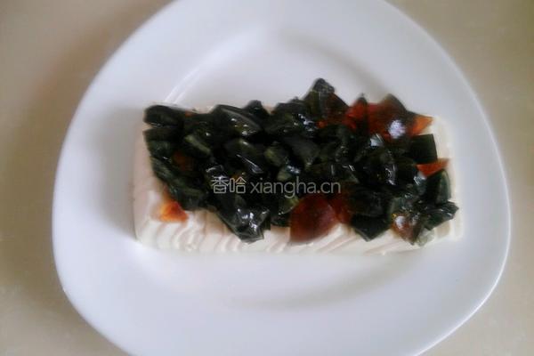 皮蛋豆腐的做法图解8
