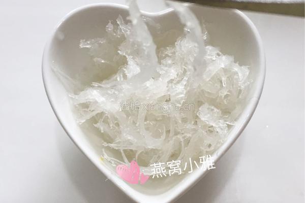牛奶燕窝--美容养颜促睡眠的做法图解6