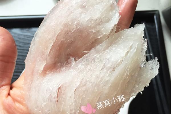 冰糖燕窝的做法图解2