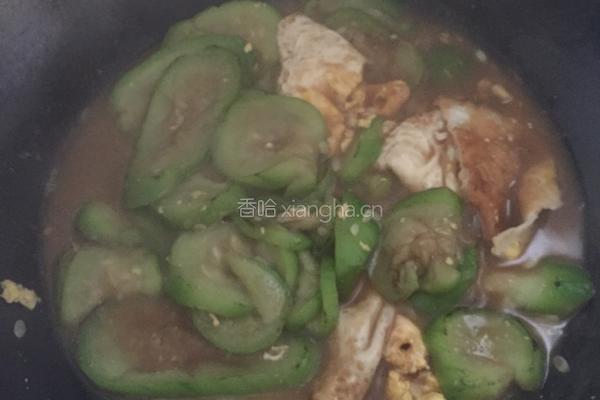 荷包蛋焖丝瓜的做法图解5