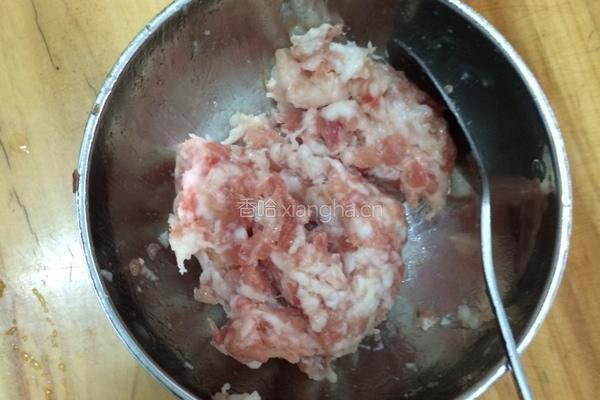 瘦肉西红柿汤的做法图解2