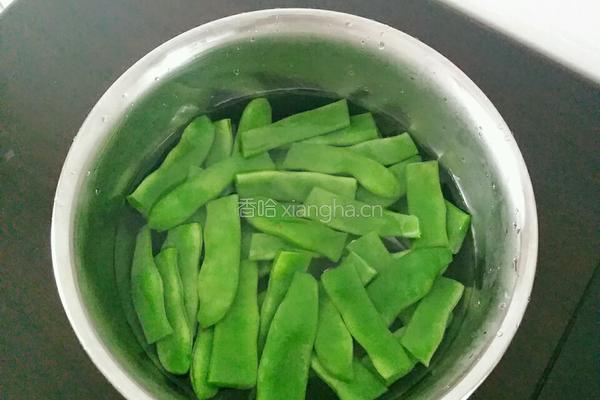 土豆炖豆角的做法图解5