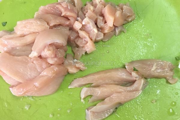 鸡肉丸子的做法图解1