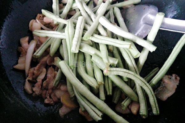 土豆豆角炒肉的做法图解5