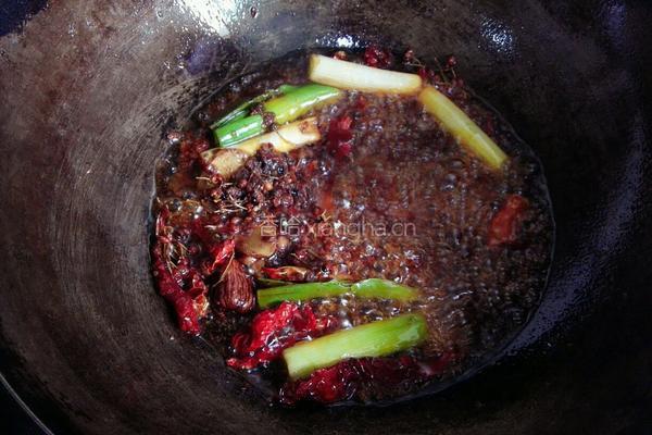 家庭版石锅梭边鱼的做法图解8