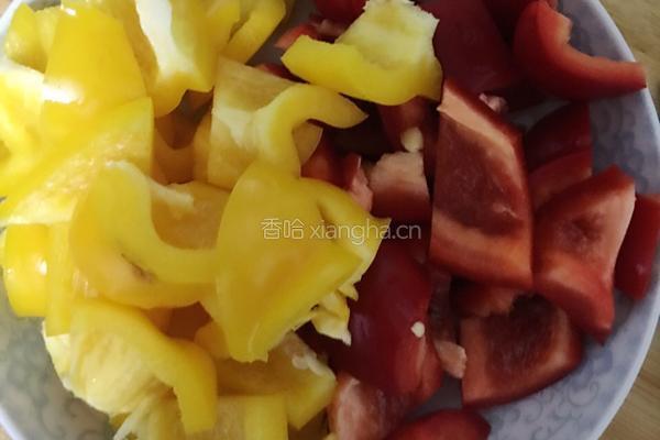 柿子椒炒猪肝的做法图解3
