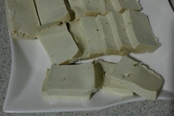 家常炒豆腐的做法图解1