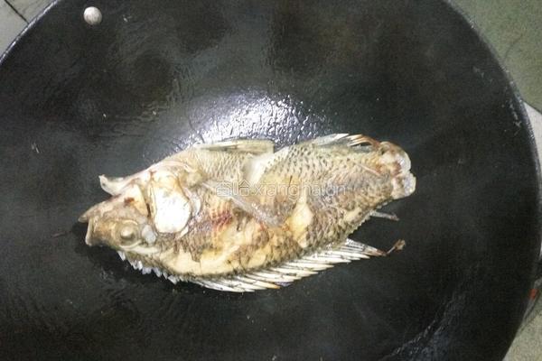 番茄鱼的做法图解3