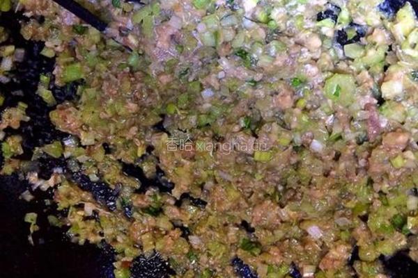 芹菜猪肉馅饼的做法图解5