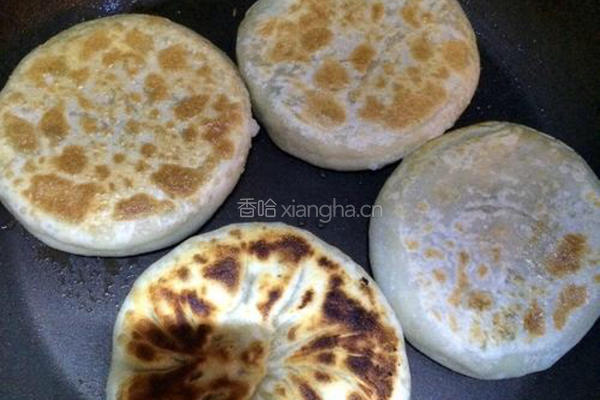 芹菜猪肉馅饼的做法图解9