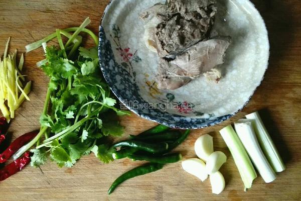 凉拌羊肉的做法图解2