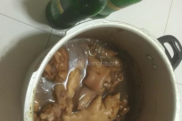 酱猪蹄的做法图解7