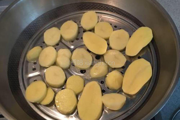 焗烤牛肉土豆泥的做法图解1