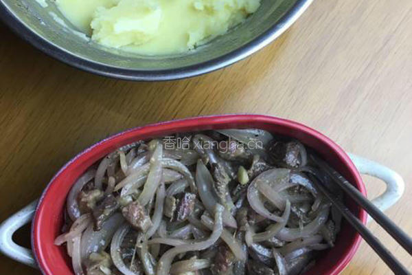 焗烤牛肉土豆泥的做法图解5