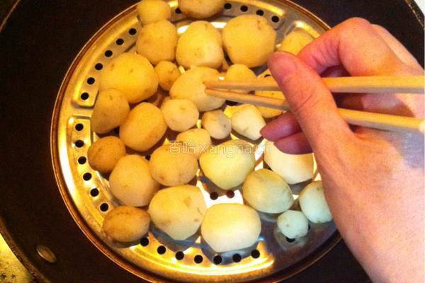 脆皮土豆的做法图解2