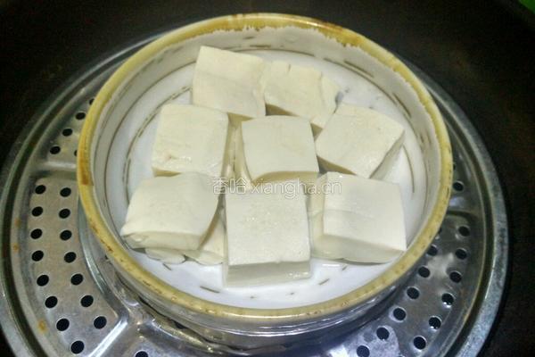 虾仁豆腐的做法图解2