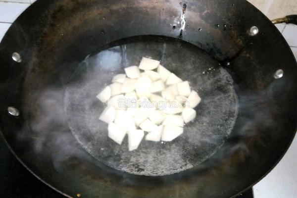 喝粥必备炸土豆的做法图解4
