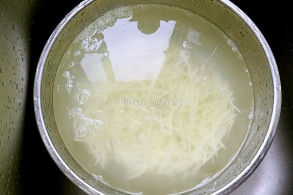 清炒土豆丝的做法图解3