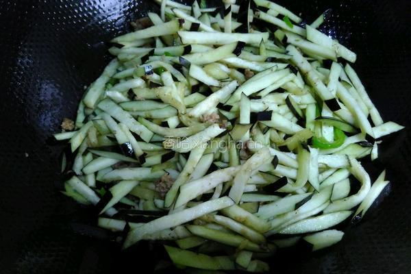 肉末炒茄丝的做法图解5