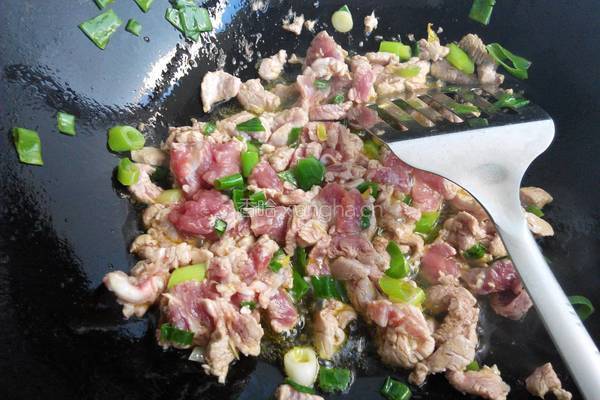 洋葱炒肉的做法图解5