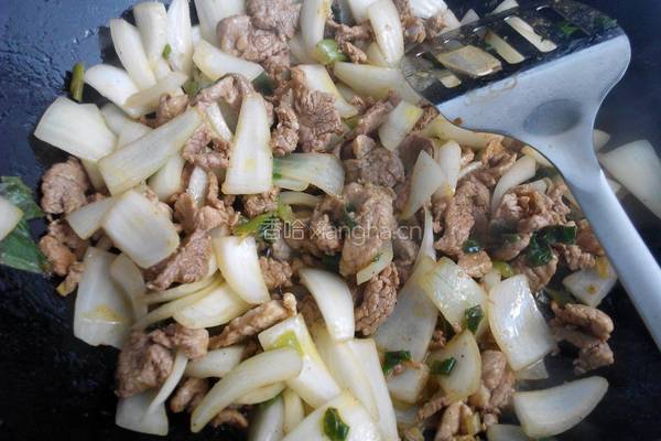 洋葱炒肉的做法图解6