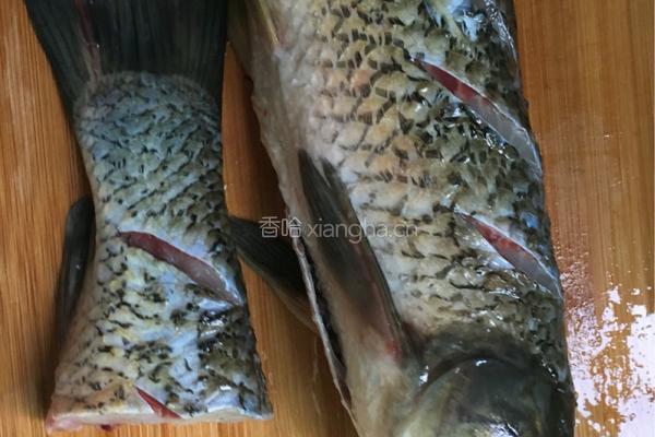 清蒸草鱼的做法图解1
