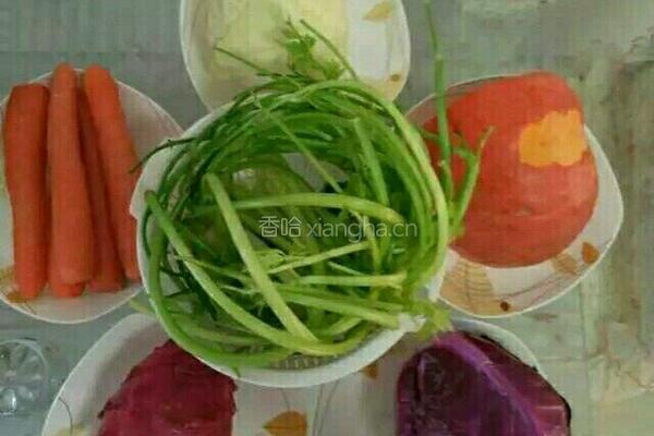 彩色饺子的做法图解1