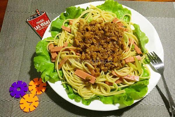 肉沫火腿青瓜拌意式面的做法图解6