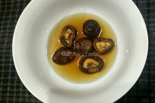 飘香荷叶饭的做法图解1