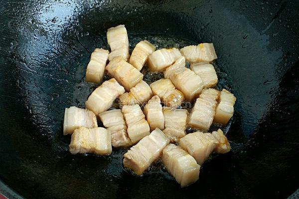 红烧肉炖土豆的做法图解5