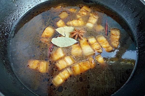 红烧肉炖土豆的做法图解8