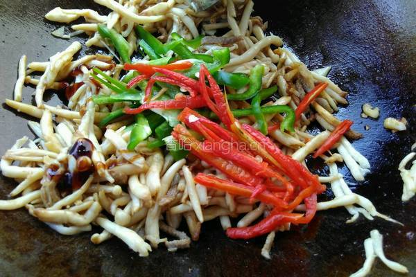 耗油牛肉海鲜菇的做法图解8