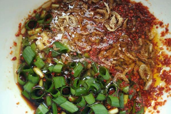 煮冻水饺（山芹菜猪肉馅）的做法图解6