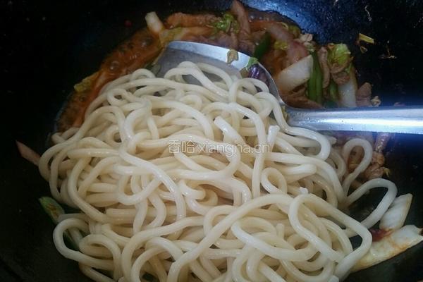 家常炒面的做法图解13