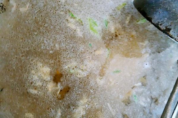家常紫菜蛋花汤的做法图解4