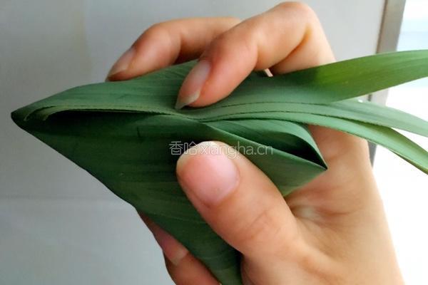 包粽子的做法图解7