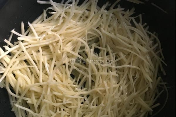 剁椒土豆丝的做法图解9