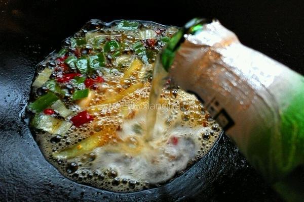啤酒烧葛鱼的做法图解3