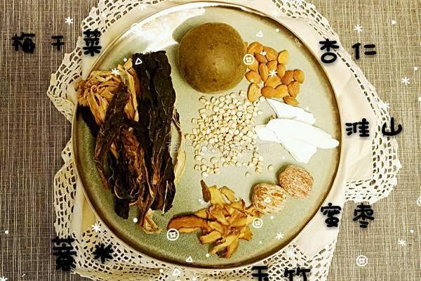 罗汉果玉竹菜干瘦肉汤的做法图解1